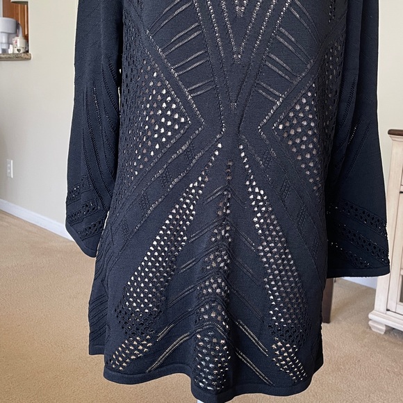 CALVIN KLEIN Women’s Top. - Picture 9 of 11